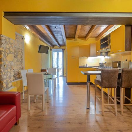 Stylish 2 Bedroom With Balcony فيرونا المظهر الخارجي الصورة